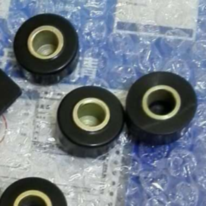 BUY Cab Front Window Roller 20Y-54-39151 20Y-54-39152 for Komatsu PC100-6 PC120-6 PC130-6 PC200-6 PC300LC-6 for sale