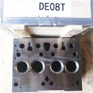 Cylinder Head for Daewoo Doosan Engine DE08T online