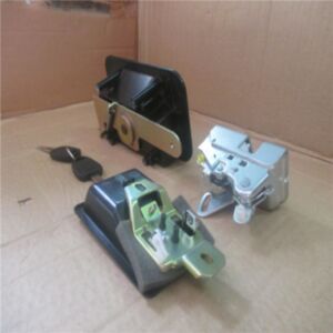 BUY HYUNDAI R215-7 Door Lock  for sale