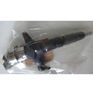 BUY Injection Nozzle Assembly 1-15300433-2 for Isuzu Engine Original for sale