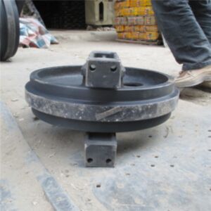 Front Idler 101-30-11131 For Komatsu PC60-2 D20P-3 D20P-5 D20A-2 D20A-3 D20A-5 D21P-3 D21P-5 D21A-5 D20S-5 D21A-3 D20Q-5 D21S-5 D21Q-5 online