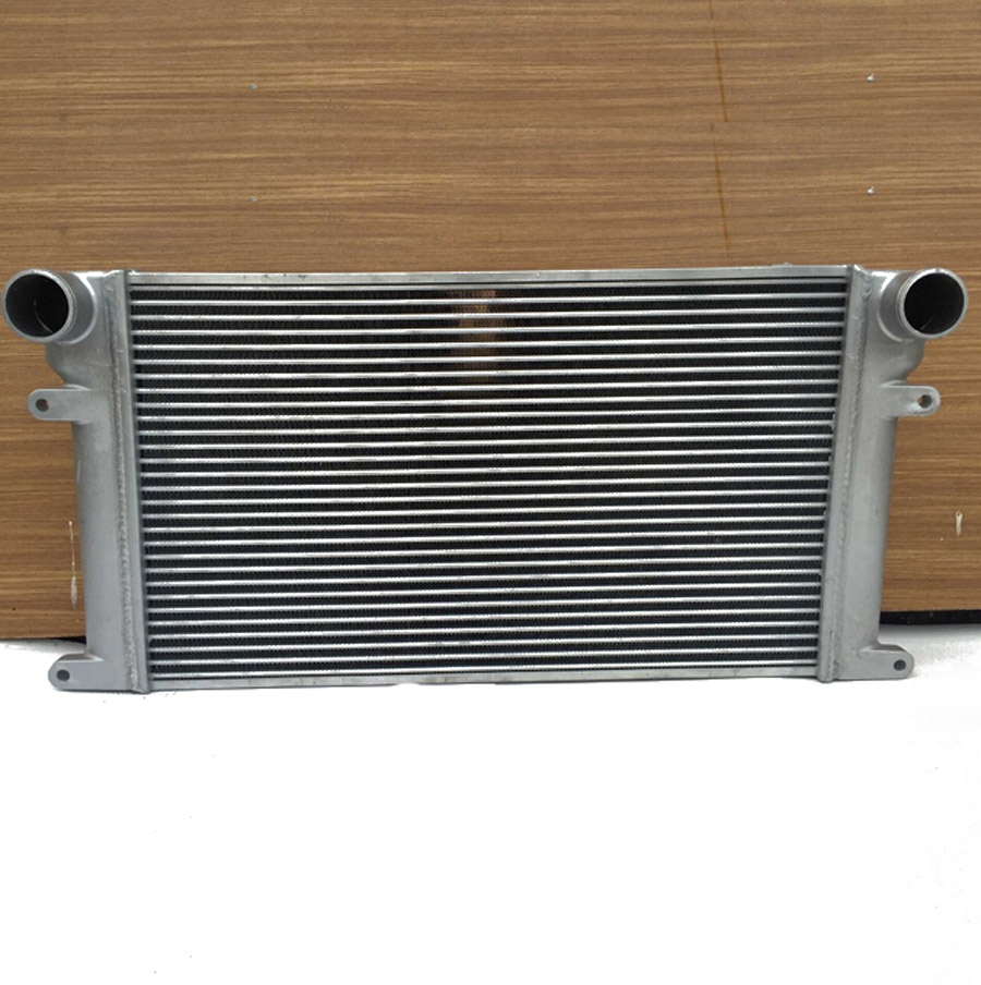 Compatible with Hitachi Crusher ZR900TS Intercooler 4448339